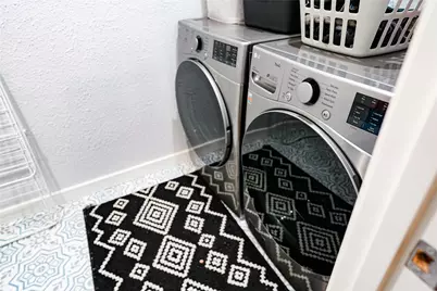 204 Chippendale Avenue, Austin, TX 78745 - Photo 23