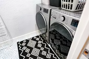 204 Chippendale Ave, Austin, TX 78745 - Photo 23