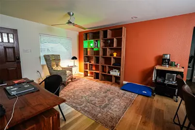 204 Chippendale Avenue, Austin, TX 78745 - Photo 11