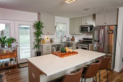 204 Chippendale Avenue, Austin, TX 78745 - Photo 5