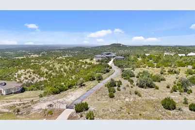 416 Julieanne Cove, Dripping Springs, TX 78620 - Photo 39