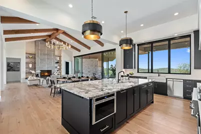 416 Julieanne Cove, Dripping Springs, TX 78620 - Photo 15