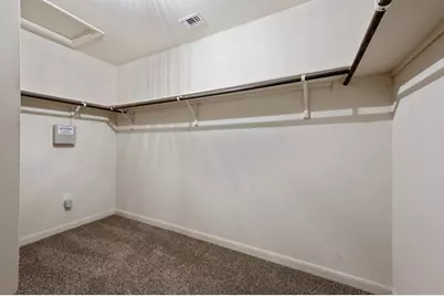 1013 Hawkeye Point Road, Georgetown, TX 78626 - Photo 23