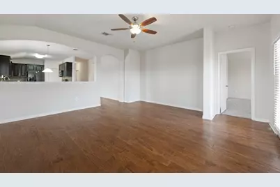 1013 Hawkeye Point Road, Georgetown, TX 78626 - Photo 15