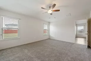 1013 Hawkeye Point Rd, Georgetown, TX 78626 - Photo 19