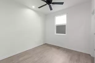 870 Waco St, Kingsland, TX 78639 - Photo 25