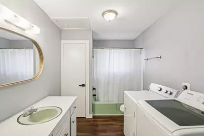 755 E Bellville Street, Giddings, TX 78942 - Photo 19