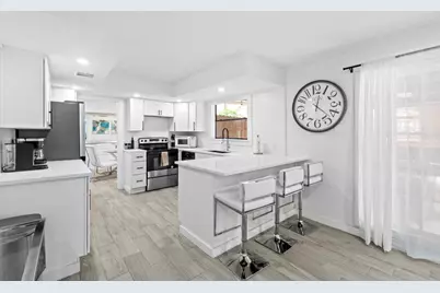 3520 Highland View Drive, Austin, TX 78731 - Photo 15