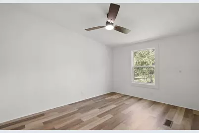 130 Linda Lane, Bastrop, TX 78602 - Photo 19