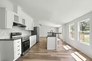 130 Linda Ln, Bastrop, TX 78602 - Photo 15