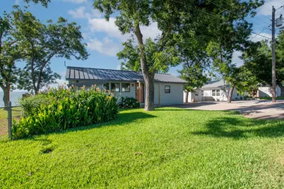611 Lakeshore Loop, Tow, TX 78672 - Photo 31