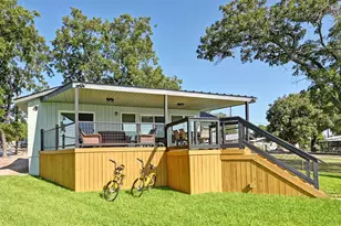 611 Lakeshore Loop, Tow, TX 78672 - Photo 33