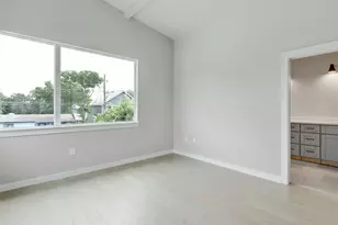 313 Blackson Ave, Austin, TX 78752 - Photo 9