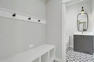 313 Blackson Ave, Austin, TX 78752 - Photo 7