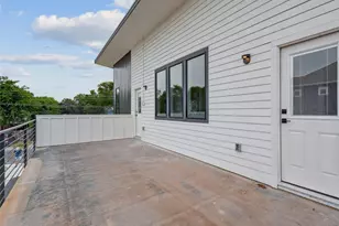 313 Blackson Ave, Austin, TX 78752 - Photo 15
