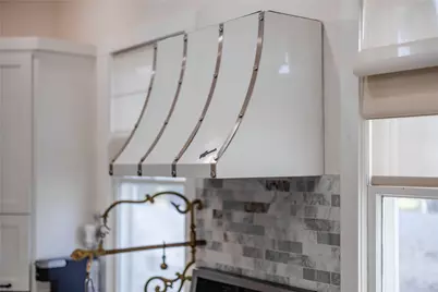 119 San Antonio Street, Fredericksburg, TX 78624 - Photo 17