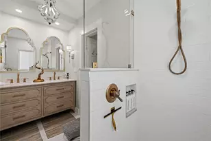 119 San Antonio St, Fredericksburg, TX 78624 - Photo 23