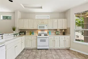 104 Anemone Way, Georgetown, TX 78633 - Photo 9