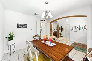 7709 Timber Hills Dr, Del Valle, TX 78617 - Photo 13