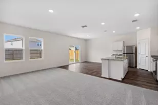 513 Thistle Ln, Kyle, TX 78656 - Photo 3