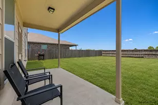 129 Sundown Ave, Buda, TX 78610 - Photo 15