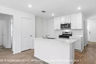 390 Ebbsfleet Dr, Uhland, TX 78640 - Photo 3