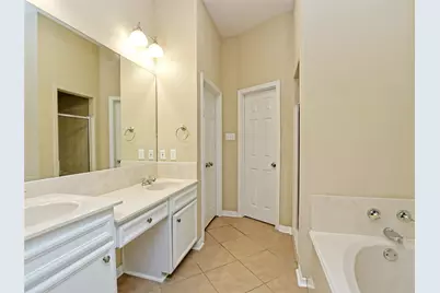 13220 Villa Park Drive, Austin, TX 78729 - Photo 21