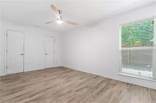 400 W 35th St, Austin, TX 78705 - Photo 23