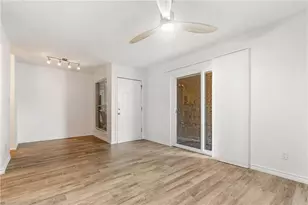 400 W 35th St, Austin, TX 78705 - Photo 9