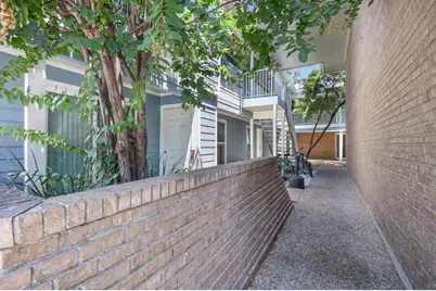 400 W 35th. Street #103, Austin, TX 78705 - Photo 3