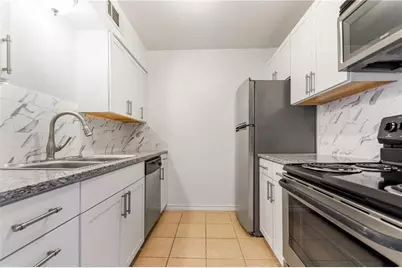 400 W 35th. Street #103, Austin, TX 78705 - Photo 17