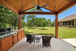 107 Tylee Cir, Bastrop, TX 78602 - Photo 17