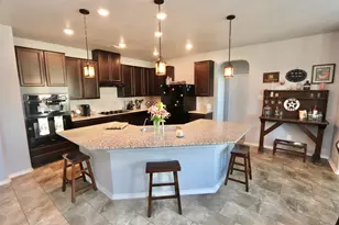 1712 Uhland Dr, Leander, TX 78641 - Photo 9