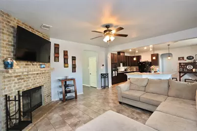 1712 Uhland Drive, Leander, TX 78641 - Photo 3