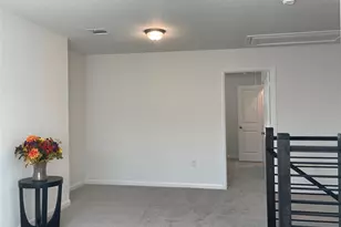 314 Ashby Dr, Hutto, TX 78634 - Photo 9