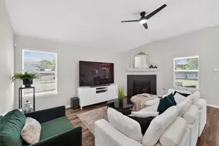 236 Pentire Way, Hutto, TX 78634 - Photo 5