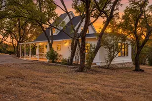 8902 Butler Cir, Austin, TX 78737 - Photo 3
