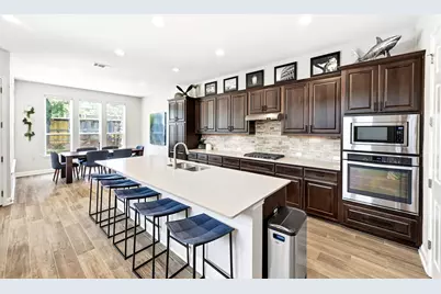 8900 Jodie Lane, Austin, TX 78748 - Photo 9