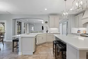 7916 Crandall Rd, Austin, TX 78739 - Photo 11