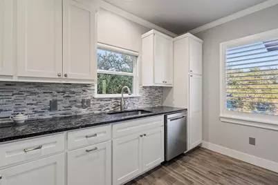 414 Gregg Drive, Spicewood, TX 78669 - Photo 31