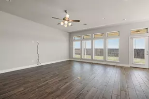 3105 High Meadow St, Seguin, TX 78155 - Photo 3