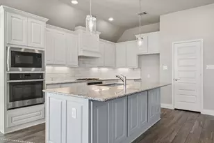 3105 High Meadow St, Seguin, TX 78155 - Photo 7