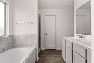 509 Callisto Ct, Jarrell, TX 76537 - Photo 17