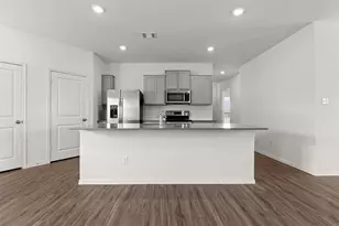 509 Callisto Ct, Jarrell, TX 76537 - Photo 9