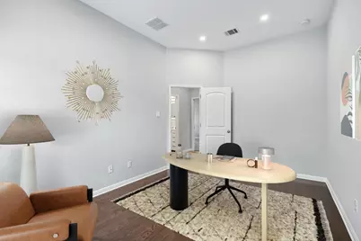 140 W Highfield Street, Hutto, TX 78634 - Photo 9