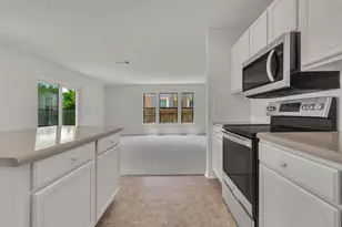 8007 Bramble Bush Dr, Austin, TX 78747 - Photo 9