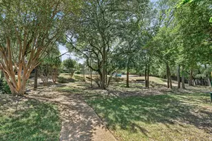 1015 E Yager Ln, Austin, TX 78753 - Photo 15