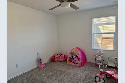 391 Barcelona, Kyle, TX 78640 - Photo 9