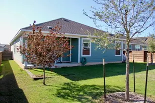 391 Barcelona, Kyle, TX 78640 - Photo 15