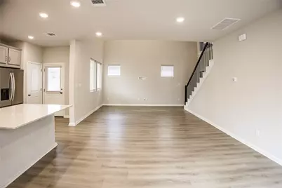 120 Baron Von Gator Drive, San Marcos, TX 78666 - Photo 5